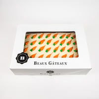 Carrot Cake 12'' x 17 ''
